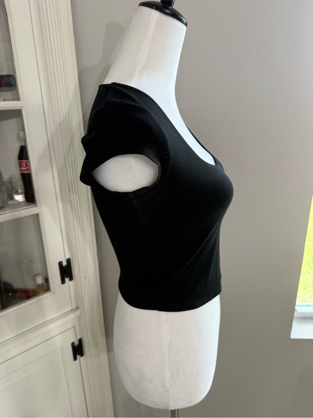 Garage Black Square Scoop Crop Top - Picture 4 of 6